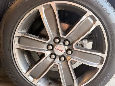 GMC 20 Inch Factory Wheels with 235/55R20 Tires Set
