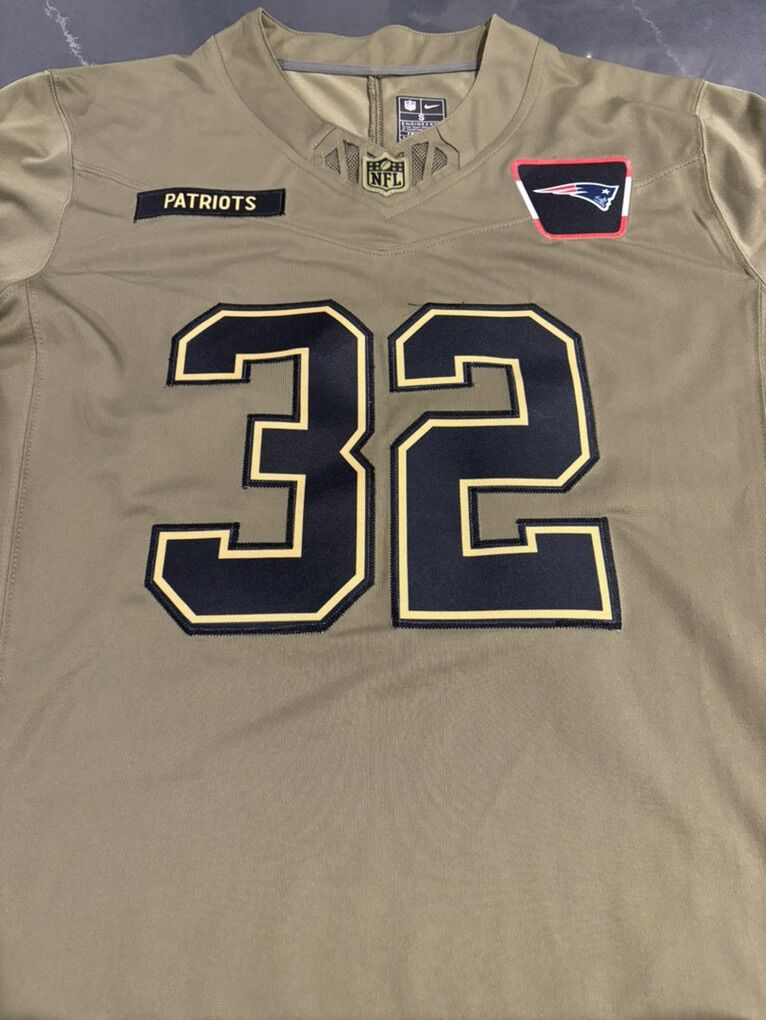 TreVeyon Henderson Patriots New Nike Jersey