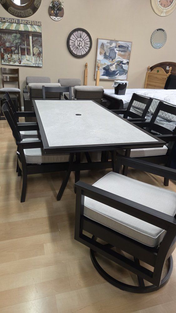 NEW 7-Piece SunVilla outdoor Patio Dining Set. +FREE DELIVERY