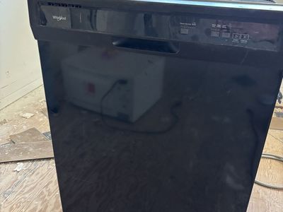 Whirlpool Dishwasher- Works Great