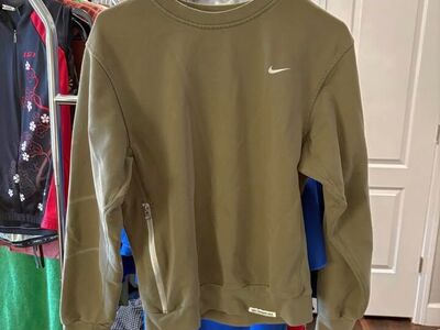 Nike sweatshirt women size XSmall $20 cash/venmo in Draper