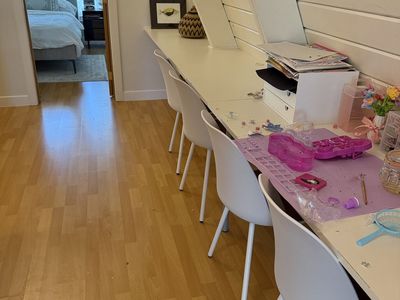 FREE - Set of 4 modern chairs