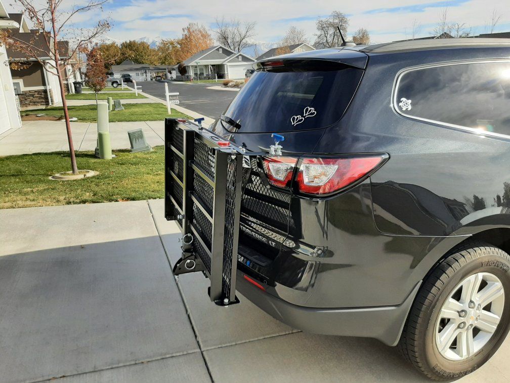 Wheelchair or Scooter Carrier w/Ramp, for Truck or SUV, 500 lb Capacity