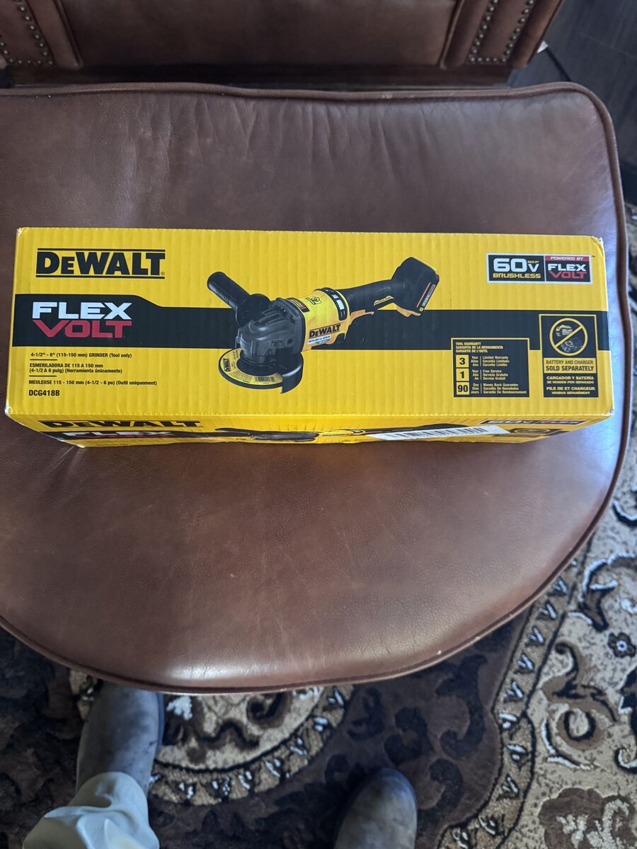 Dewalt FLEXVOLT 60V MAX Cordless Brushless 4.5 in. to 6 in. DCG418B (Tool Only) New