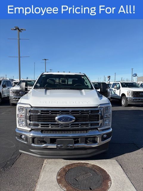 2026 Ford F-350 Super Duty XL