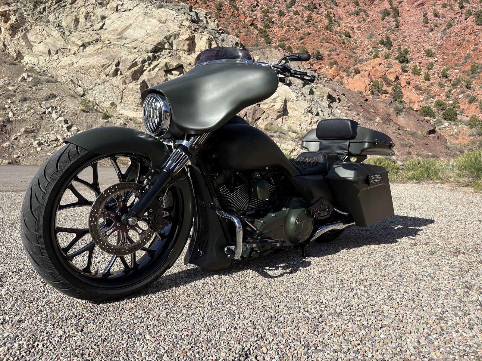 Custom Harley Street glide air ride bagger