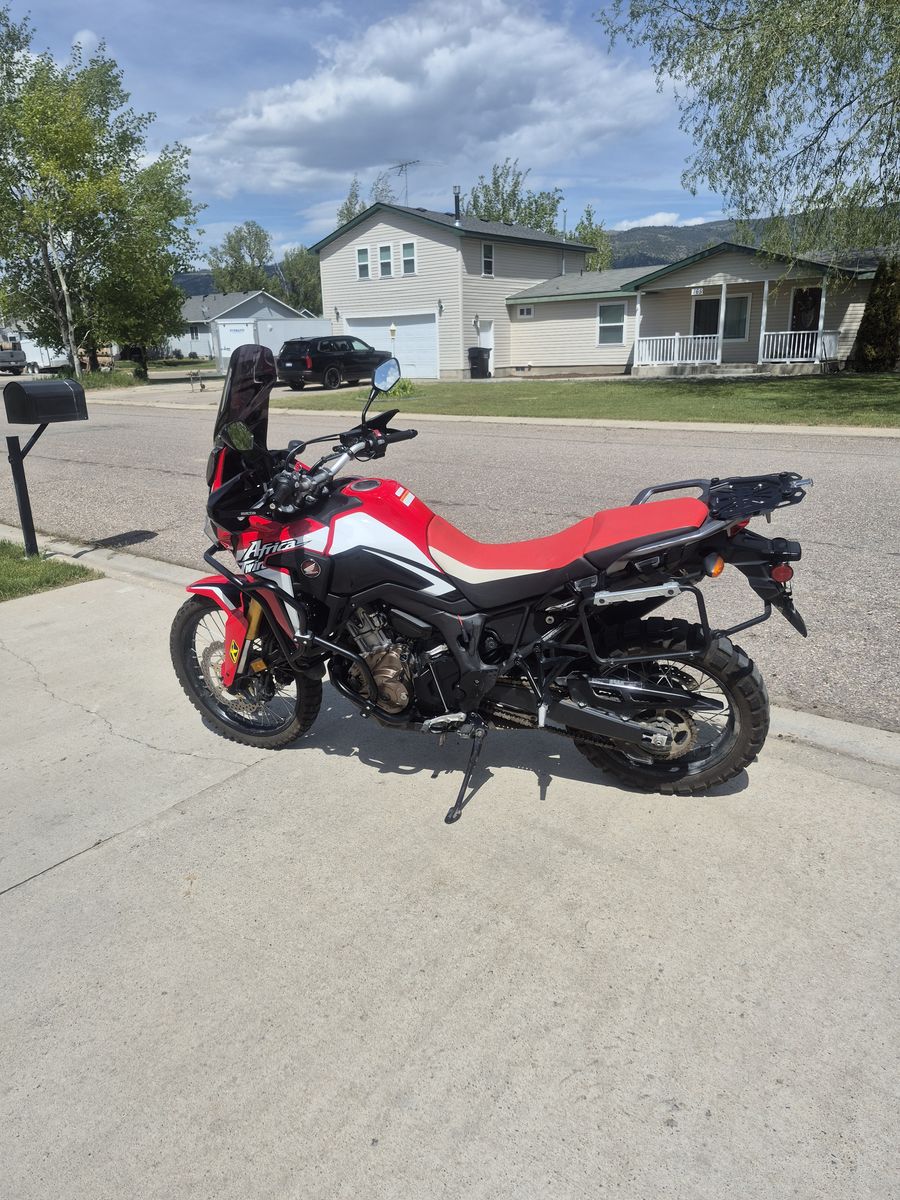 Honda Africa Twin CRF1000L Adventure Sports Motorcycle