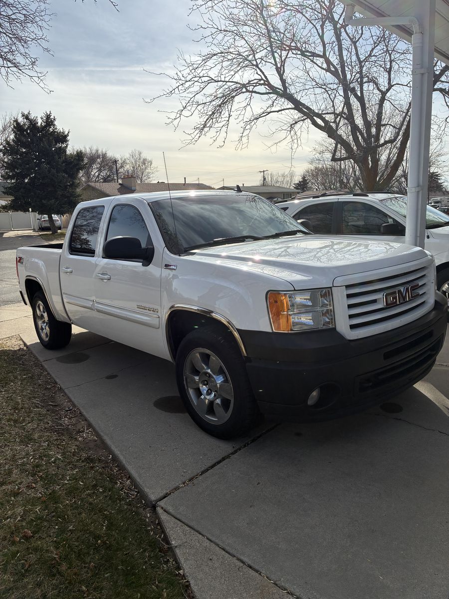 2011 GMC 1500 SLT
