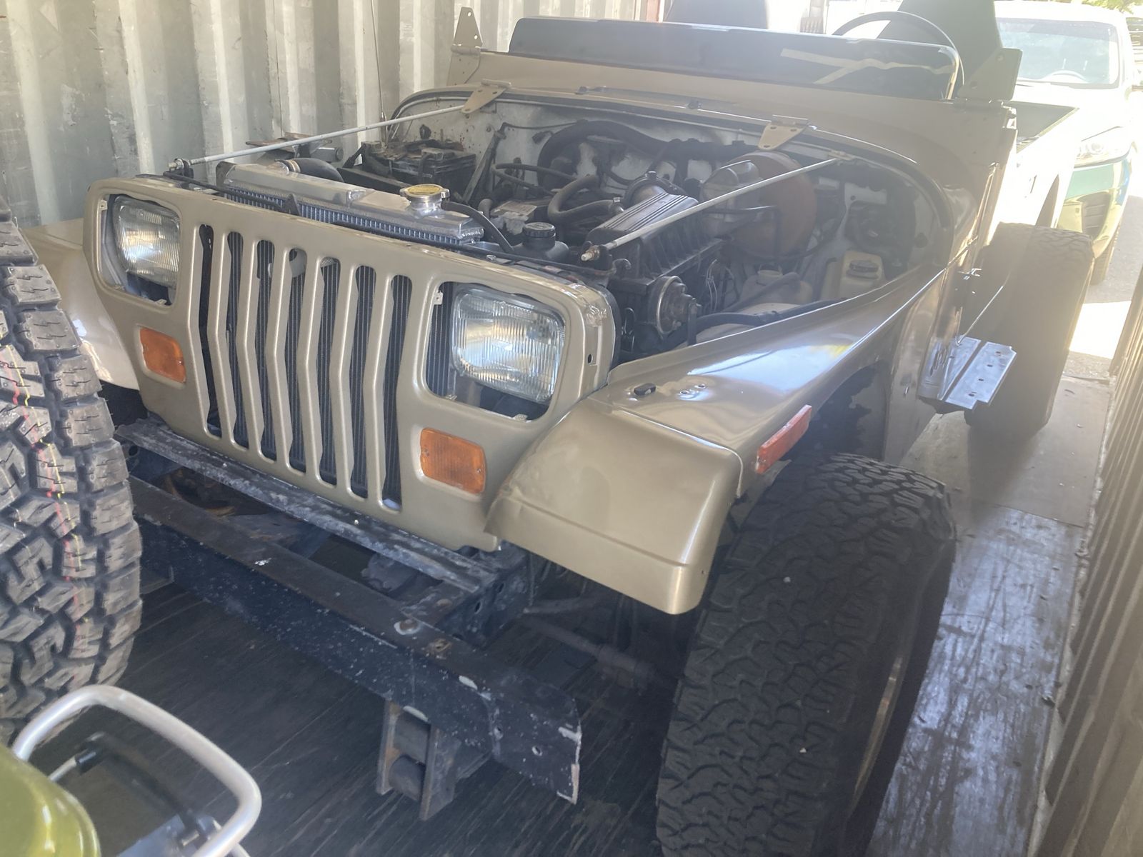 LOOKING FOR CAR TO LEARN TO FIX