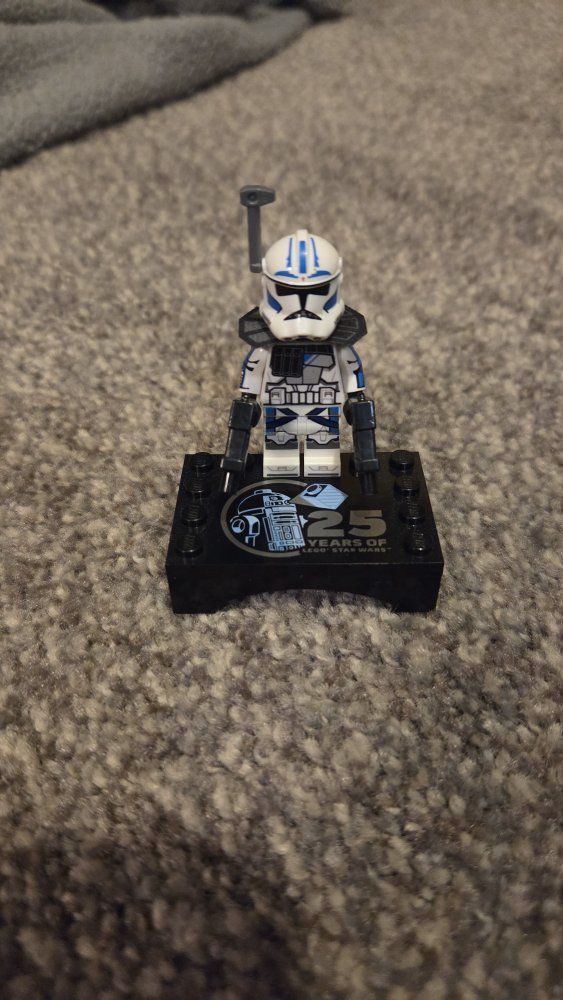 LEGO Star Wars 25 Years Fives Clone Trooper Minifigure with Stand