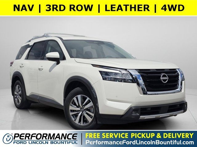 2022 Nissan Pathfinder SL