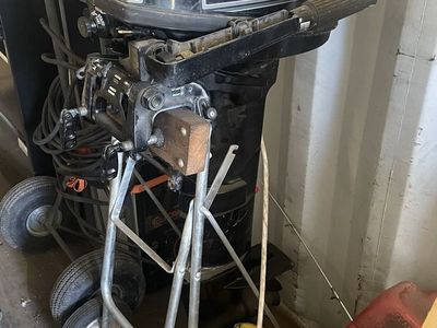 5hp 2-stroke mercury boat motor