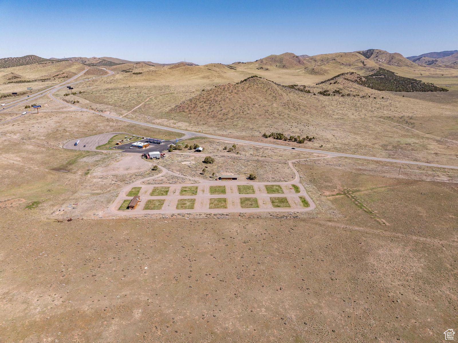 Main image 17