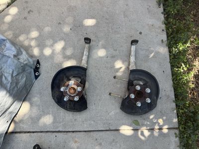 Lexus LS430 hubs