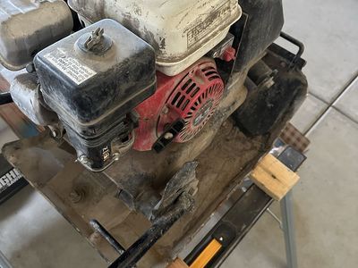 STONE PLATE COMPACTOR