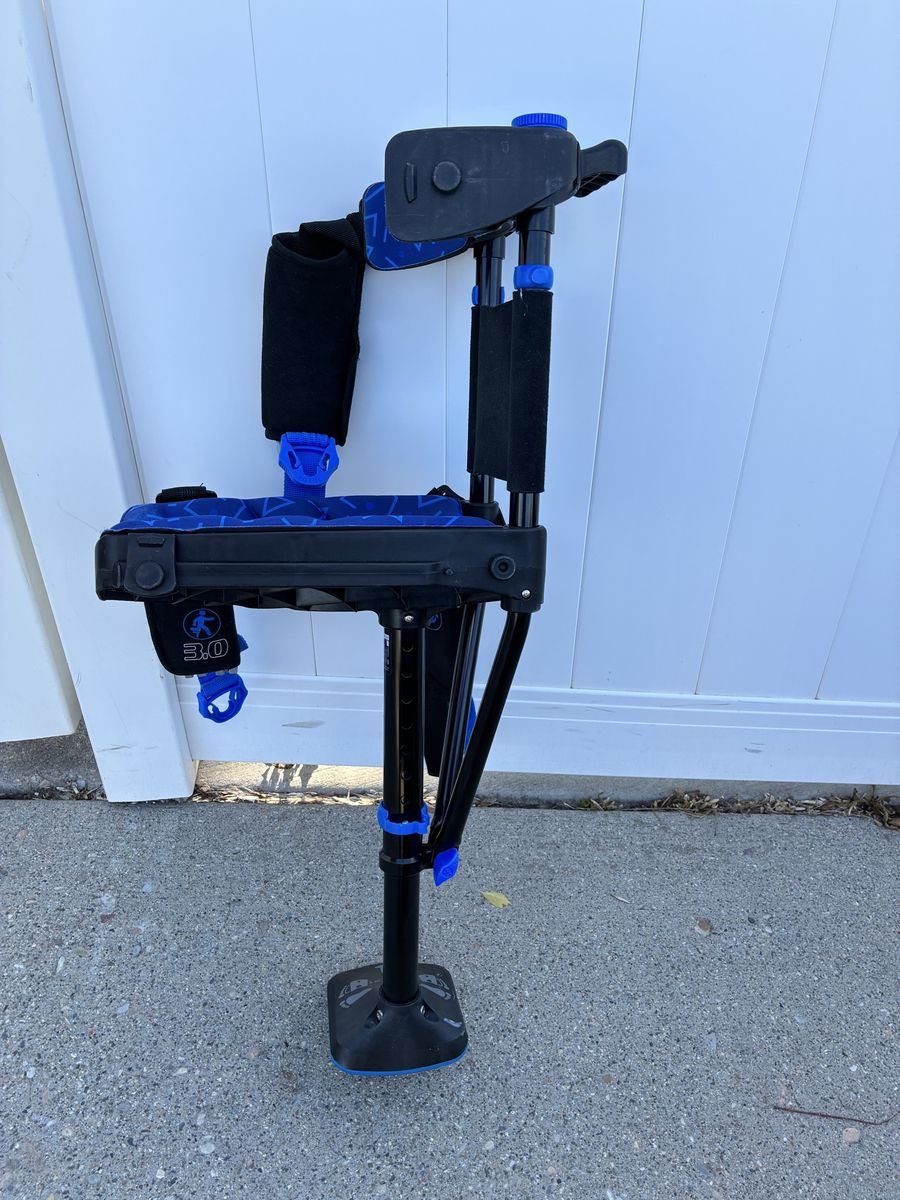 iWalk Hands Free Knee Crutch