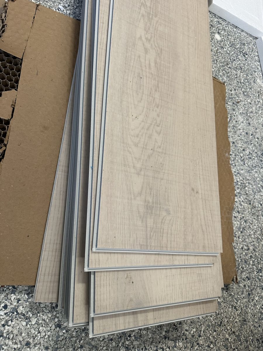 12 planks of NuCore Vinyl Plank Flooring *new. FREE (9”x60”)