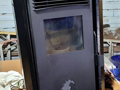 Lion Energy pellet stove/heater