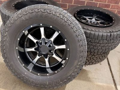 Open Range tires and Moto Metal wheels