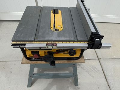 Dw745 Dewalt 10 Table Saw With Stand.