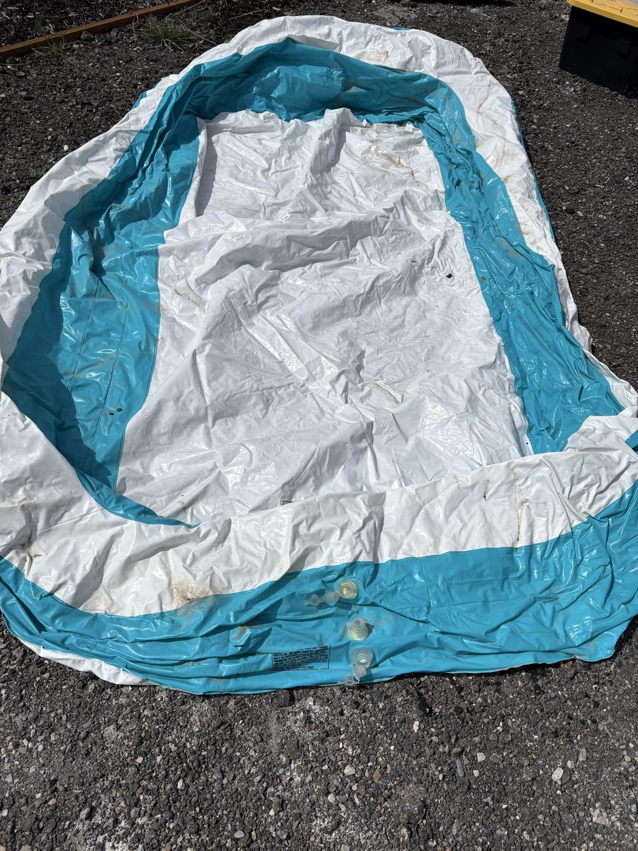 10 ft inflatable pool