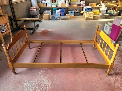 Solid Maple Ethan Allen Twin Bed (Heirloom Collection)