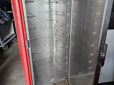 Insulated Metro C5 4Series Full Size Food Transport Cabinet 12 Available $250 Each