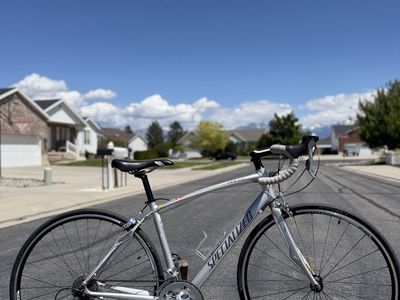 Specialized Dolce Road Bike - Size Small, Aluminum Frame, Excellent Condition