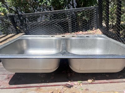 Free sink