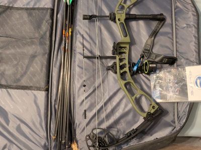 Like-New Elite Enlist Compound Bow Package – CBE Sight, B3 Release