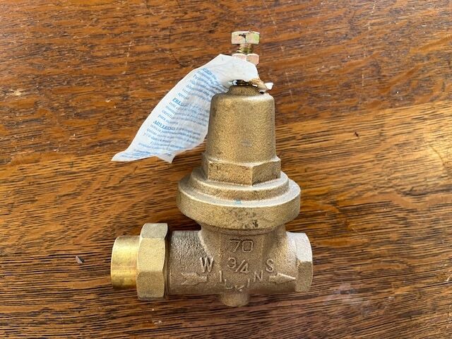 Brass pressure reducing valve / Zurn brand / Plumbing