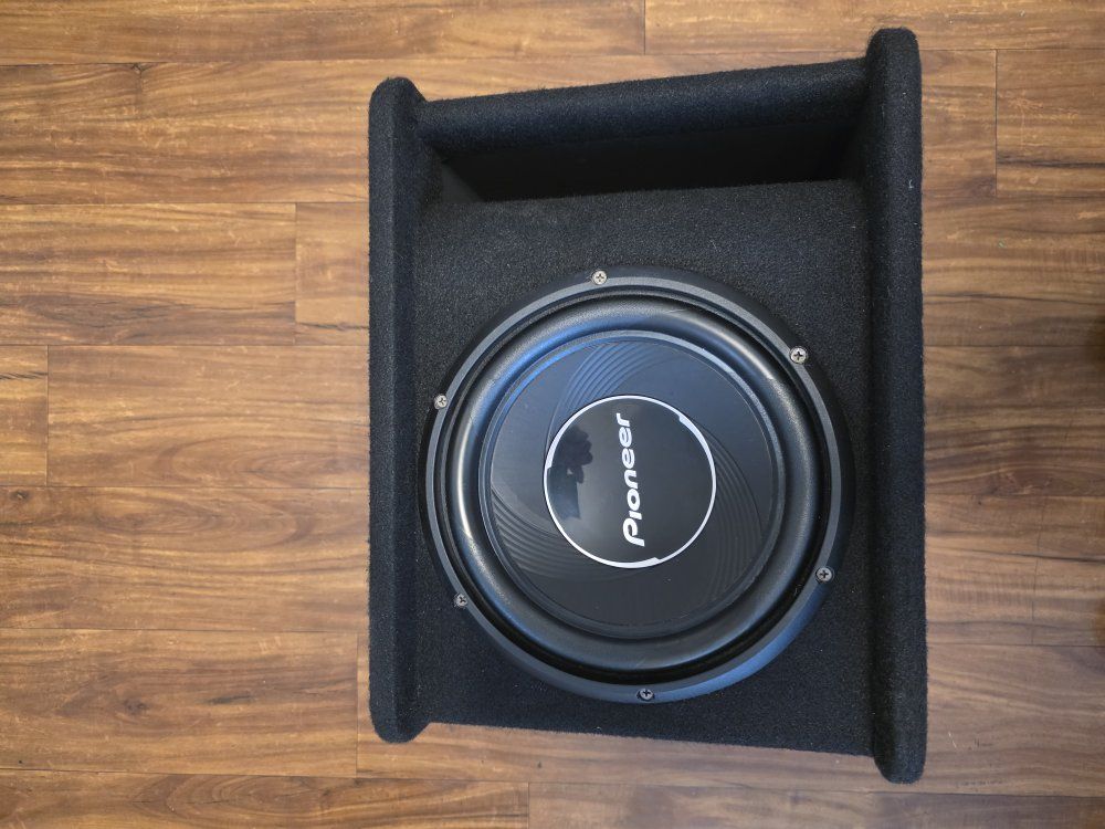 10" Pioneer Subwoofer in Ported Box