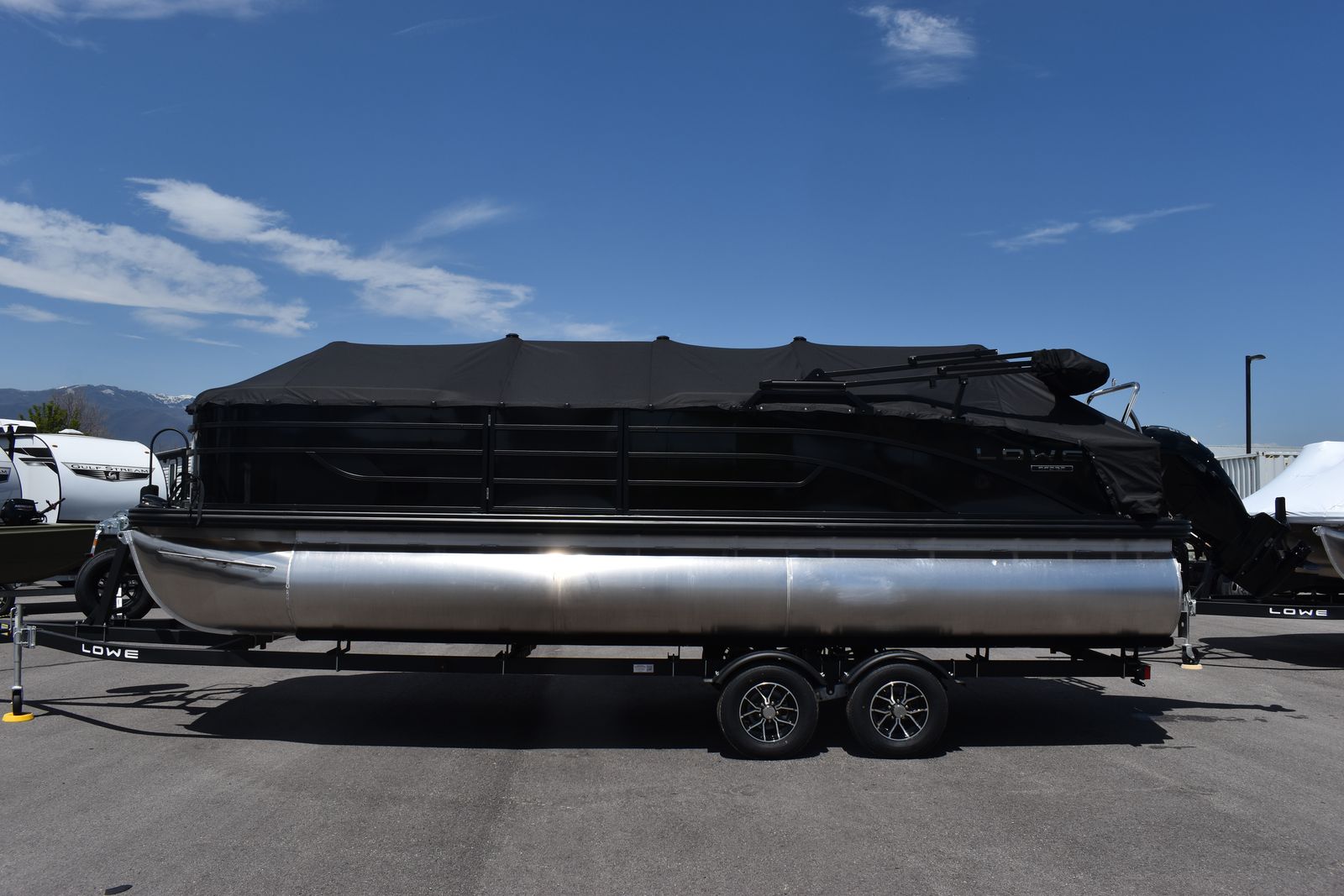 2026 Lowe SF 232 Tritoon Pontoon Boat Fishing Boat with 150HP Mercury Engine and Trailer
