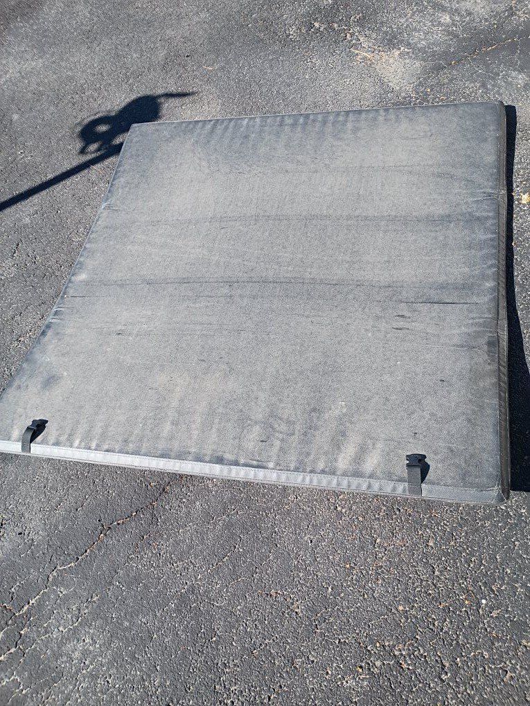 Bed Cover for 5 foot bed