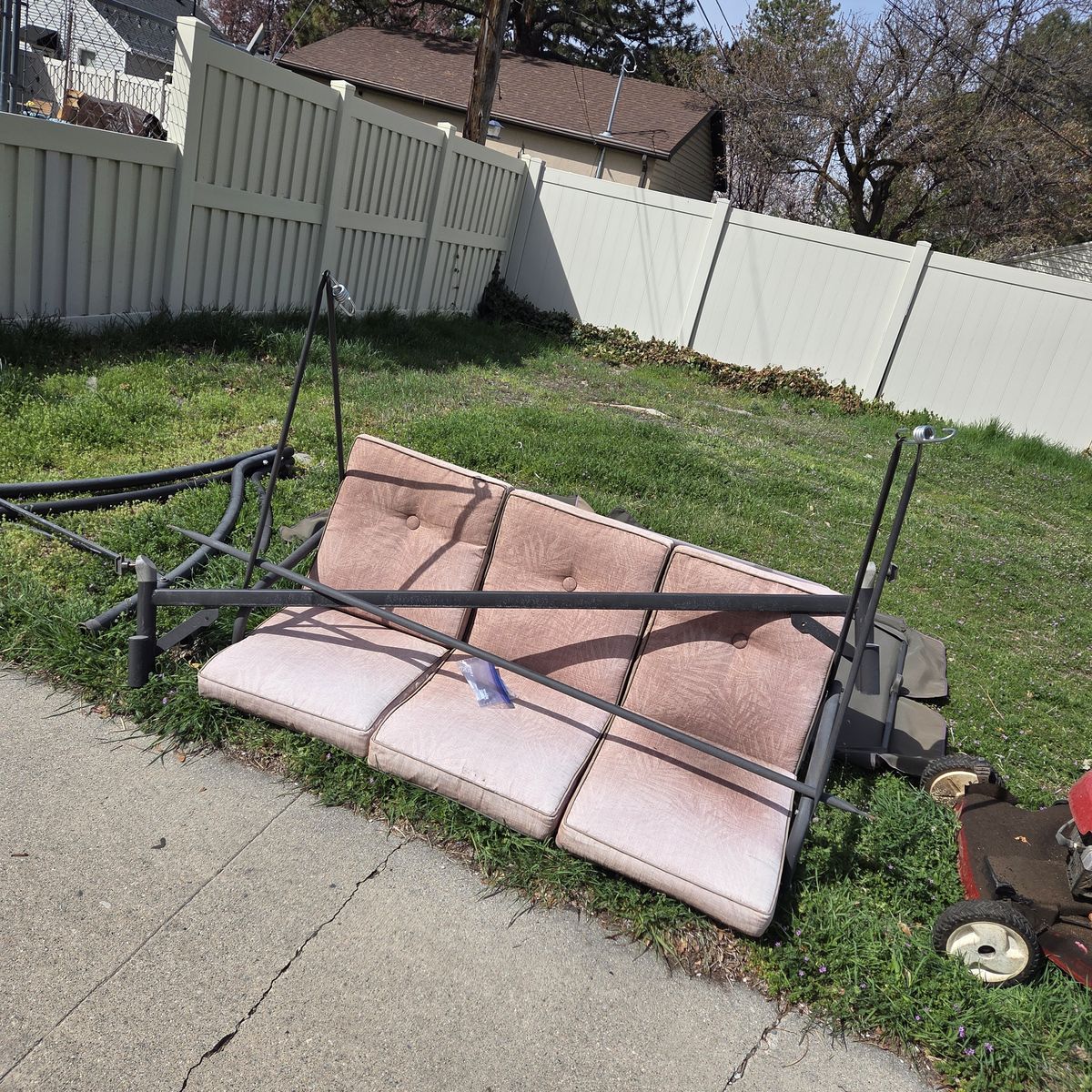 FREE OUTDOOR SWING