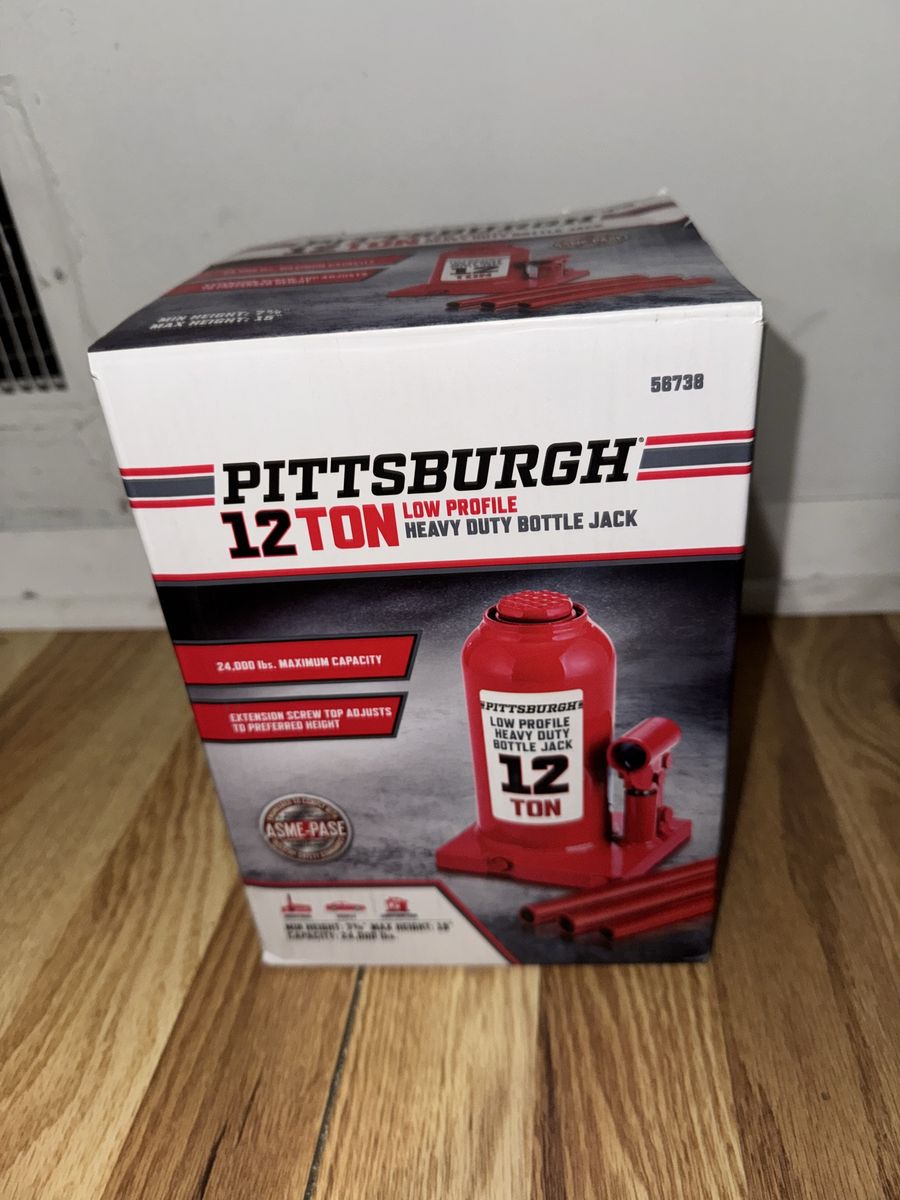 New Pittsburgh 12 ton. Heavy duty bottle jack .24.000 lbs. Max Height 15"
