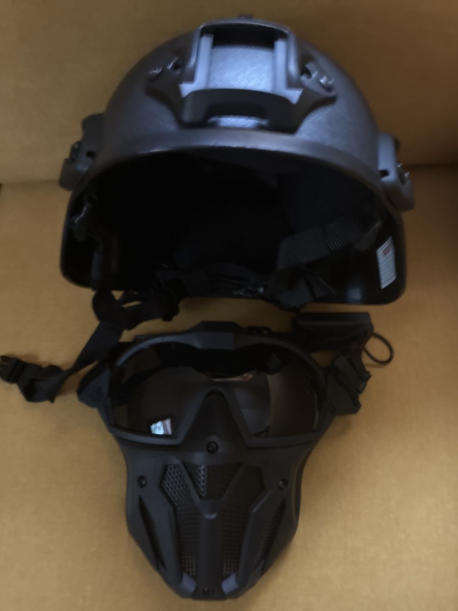 Airsoft helmet and mask 