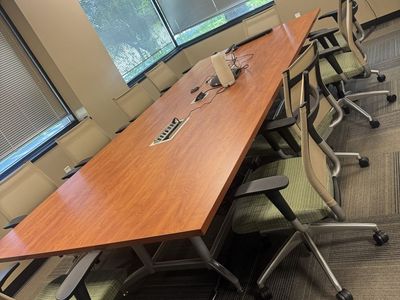 11 ft x 5 ft conference table & 10 chairs