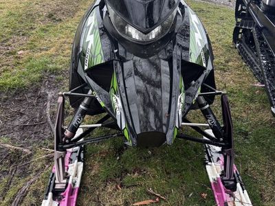Arctic Cat M8000 Sno Pro