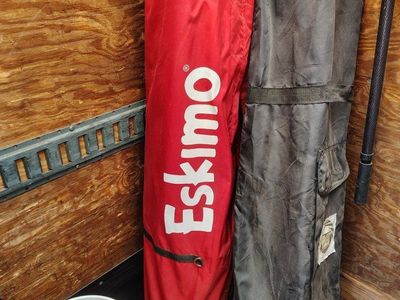 Eskimo ice fishing tent