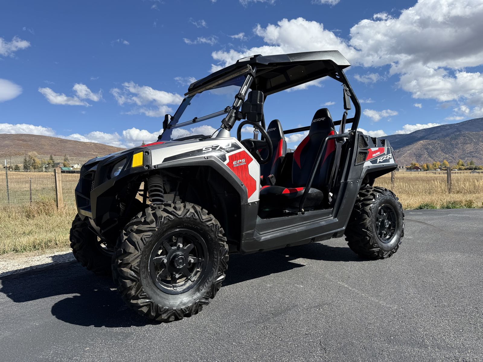 570 RZR GREAT CONDITION