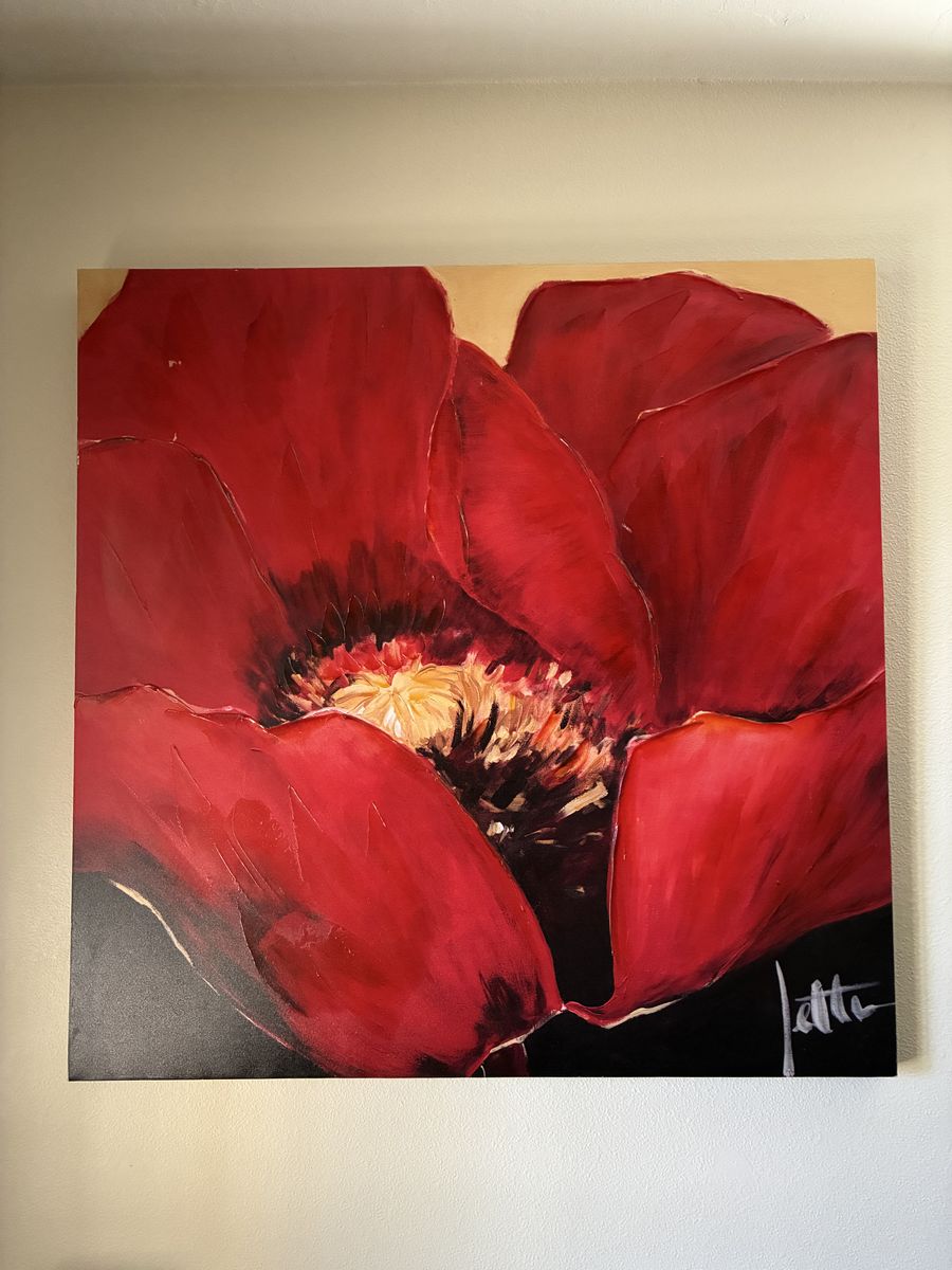 Red Beauty II Graphic art Print on Canvas by artist Jettie Roseboom 40 inch x 40 inch