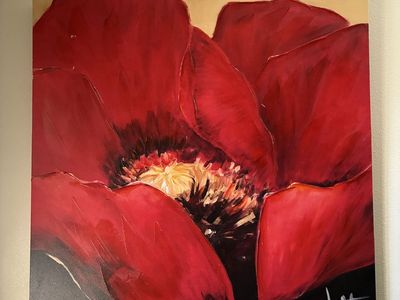 Red Beauty II Graphic art Print on Canvas by artist Jettie Roseboom 40 inch x 40 inch