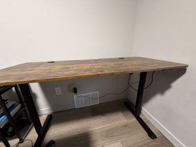 Adjustable Standing Desk