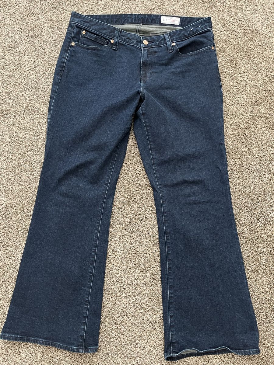 New- Size 14 Gap Bootcut Jeans
