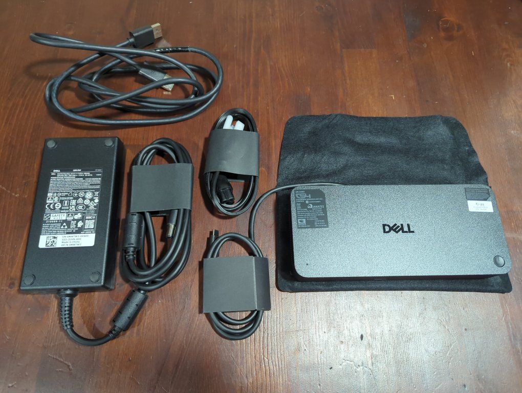 Dell Pro Thunderbolt 4 Smart Dock SD25TB4 - NWB