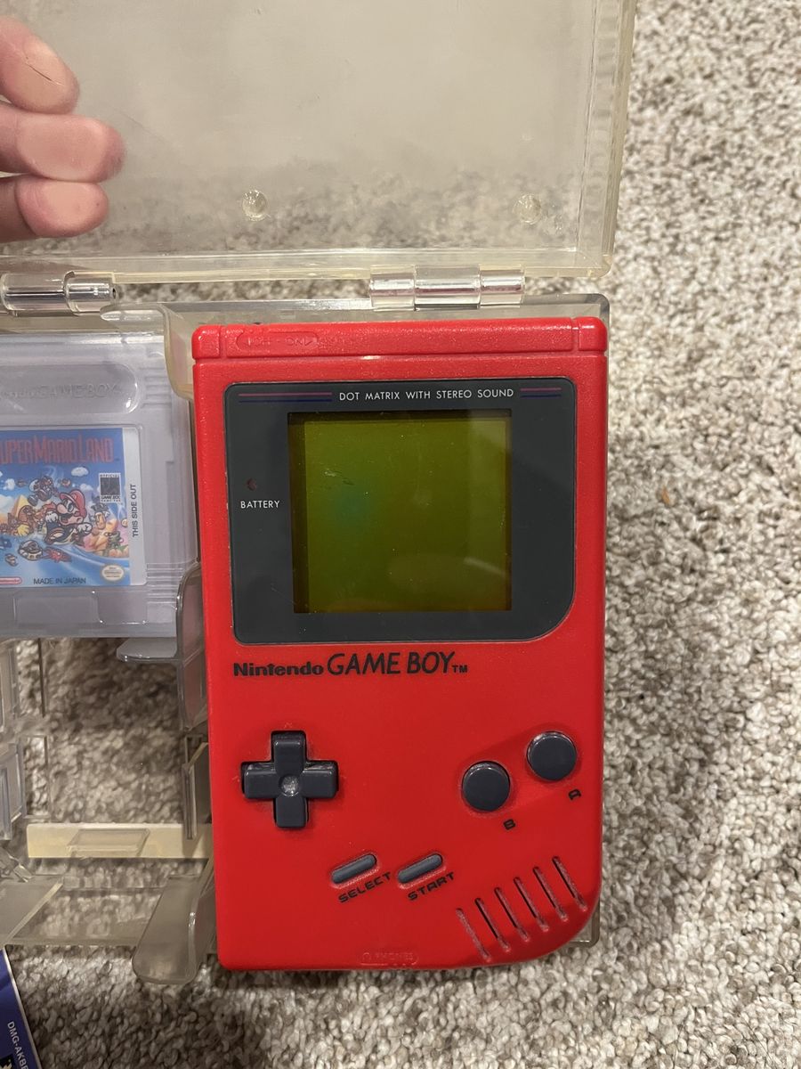 Nintendo Gameboy Handheld Console DMG-01 in Red