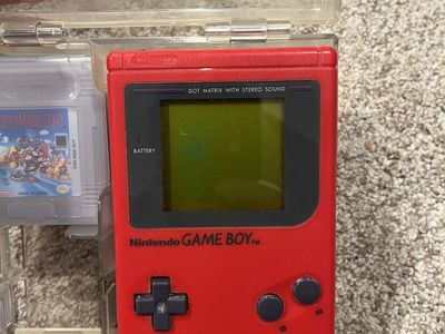 Nintendo Gameboy Handheld Console DMG-01 in Red
