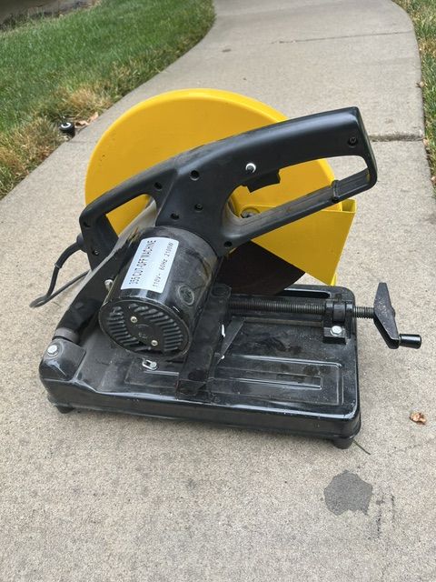 Metal Cutoff Saw