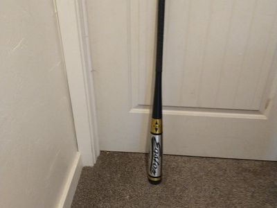 Easton Magnum CB5 aluminum baseball bat